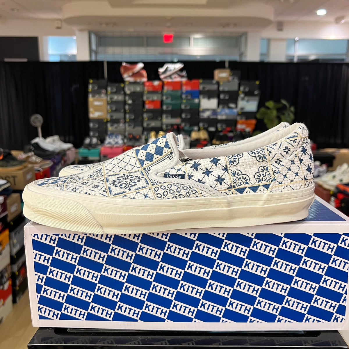 Vans OG Classic Slip-On LX Kith for Vault Azulejo Tile used