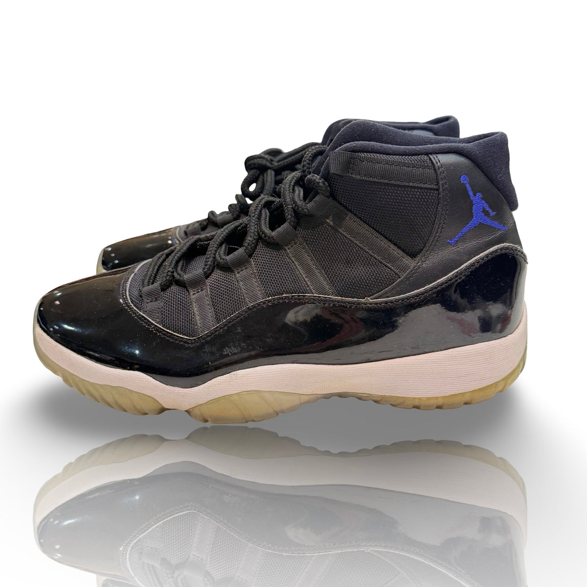 Jordan 11 Retro Space Jam (2016) Used no box