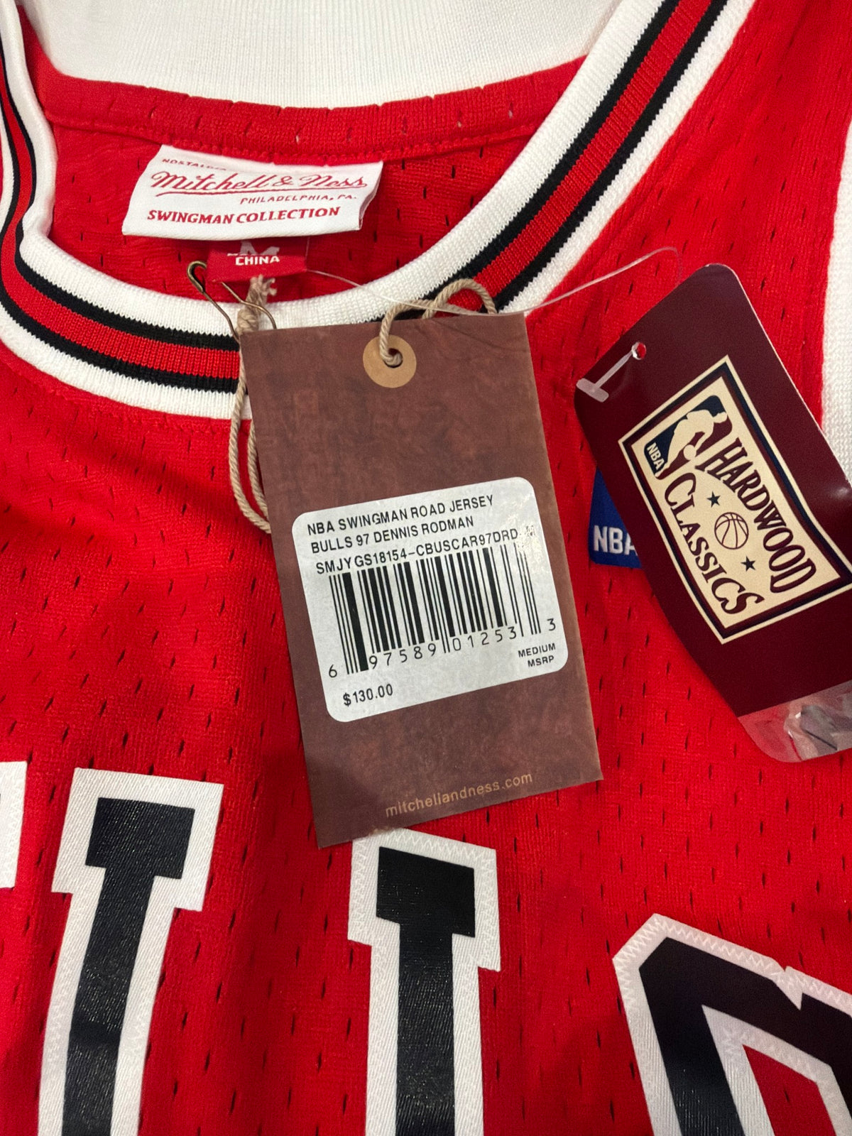 Mitchell & Ness Chicago Bulls Road 1997-98 Dennis Rodman Swingman Jersey Scarlet