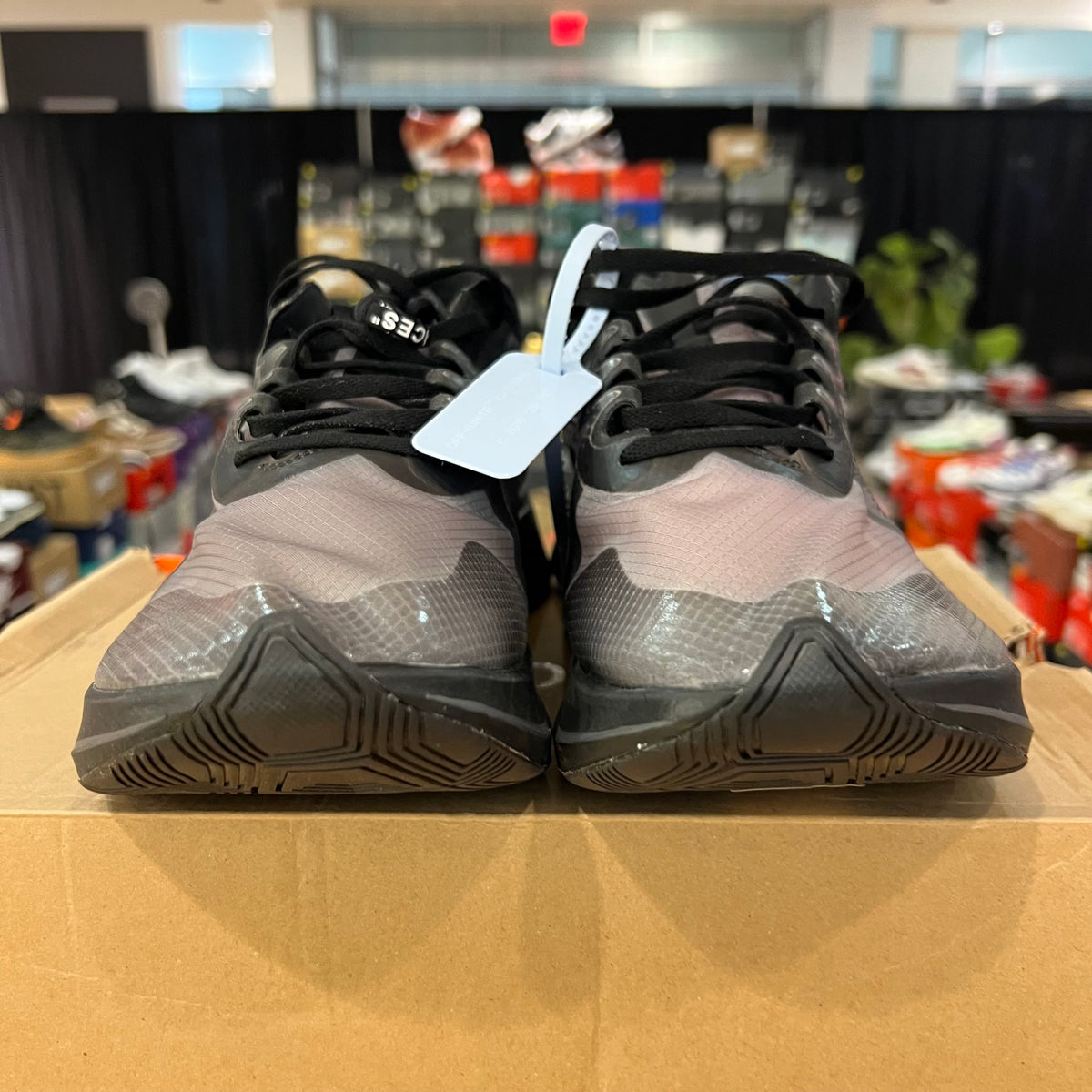 Nike Zoom Fly Off-White Black Silver used