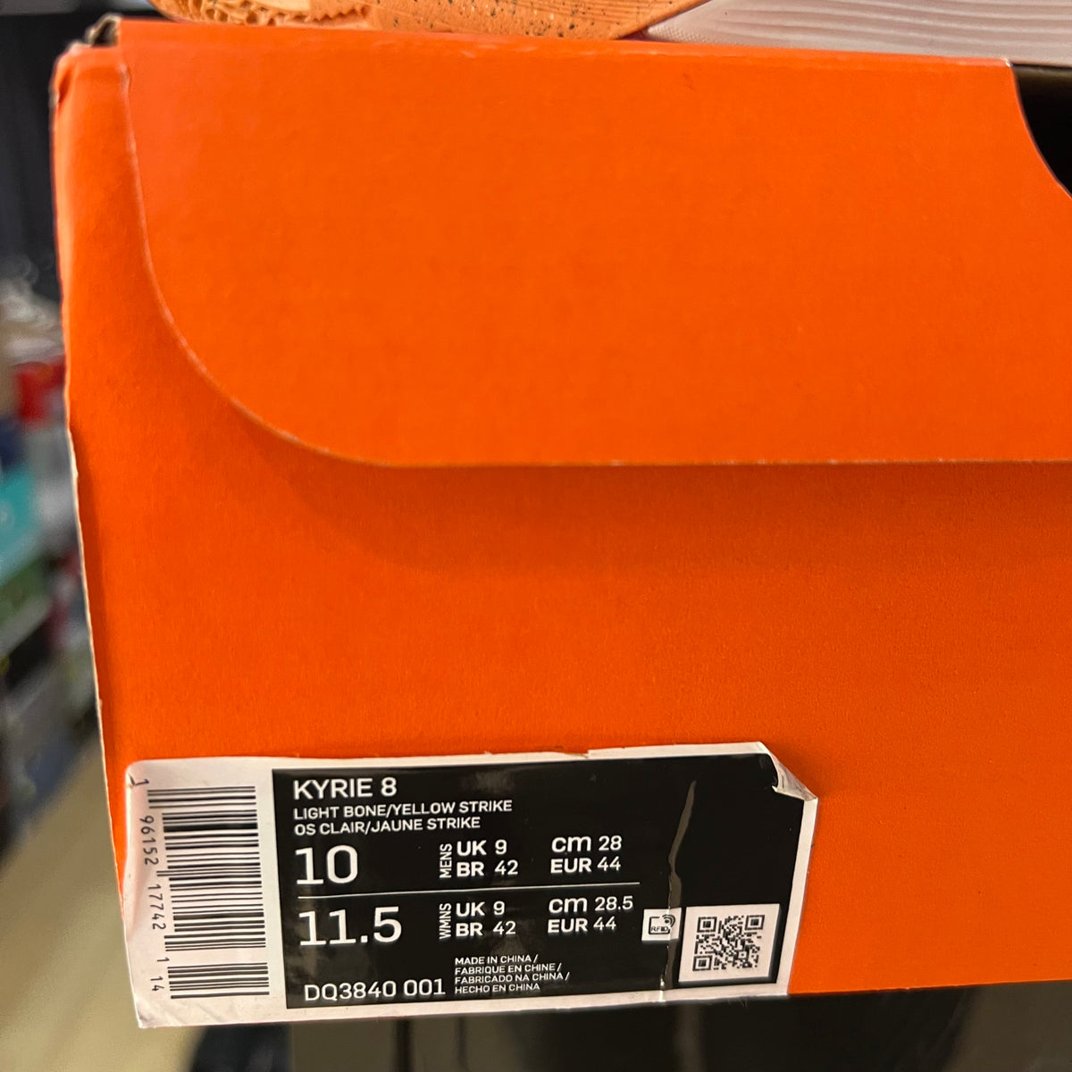Nike Kyrie 8 Circle Of Life used rep box
