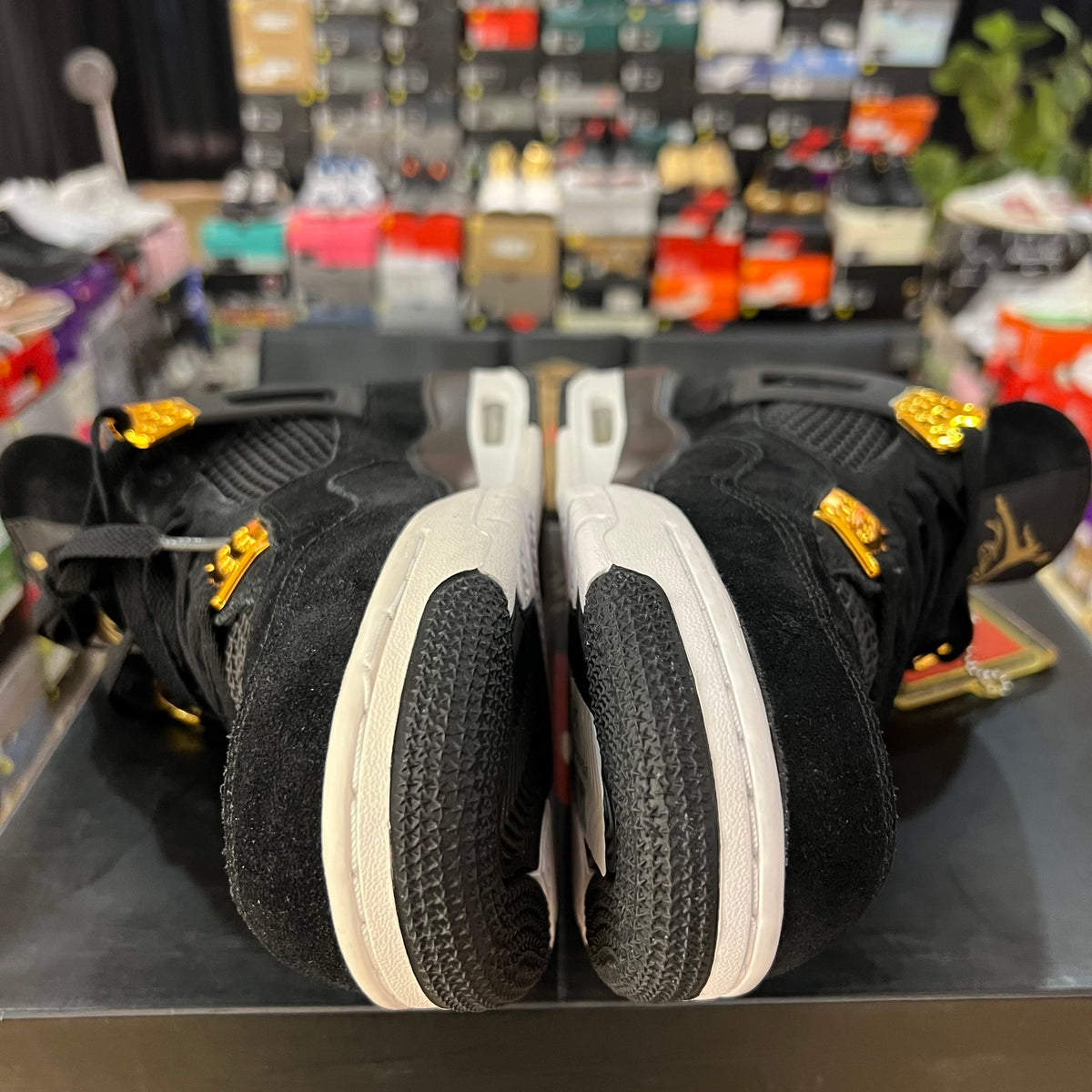 Jordan 4 Retro Royalty used