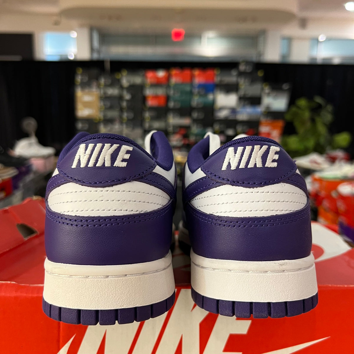 Nike Dunk Low Championship Court Purple used damaged box 