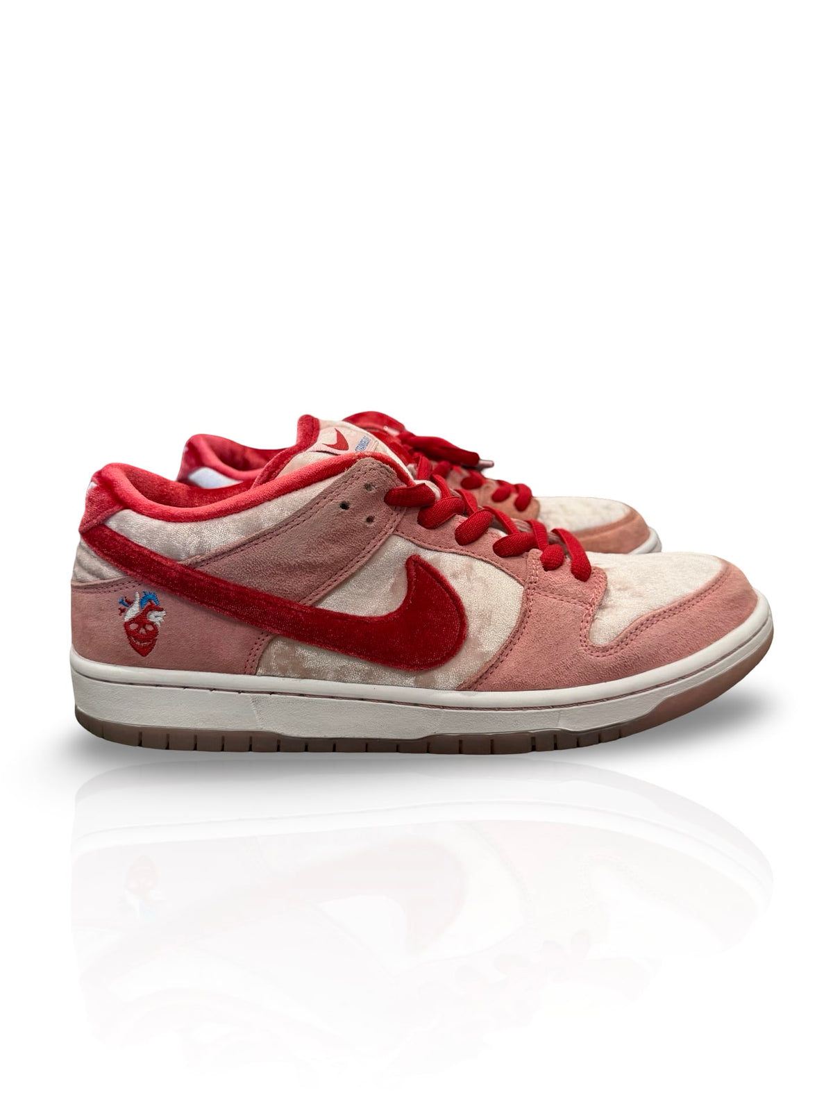 Nike SB Dunk Low StrangeLove Skateboards