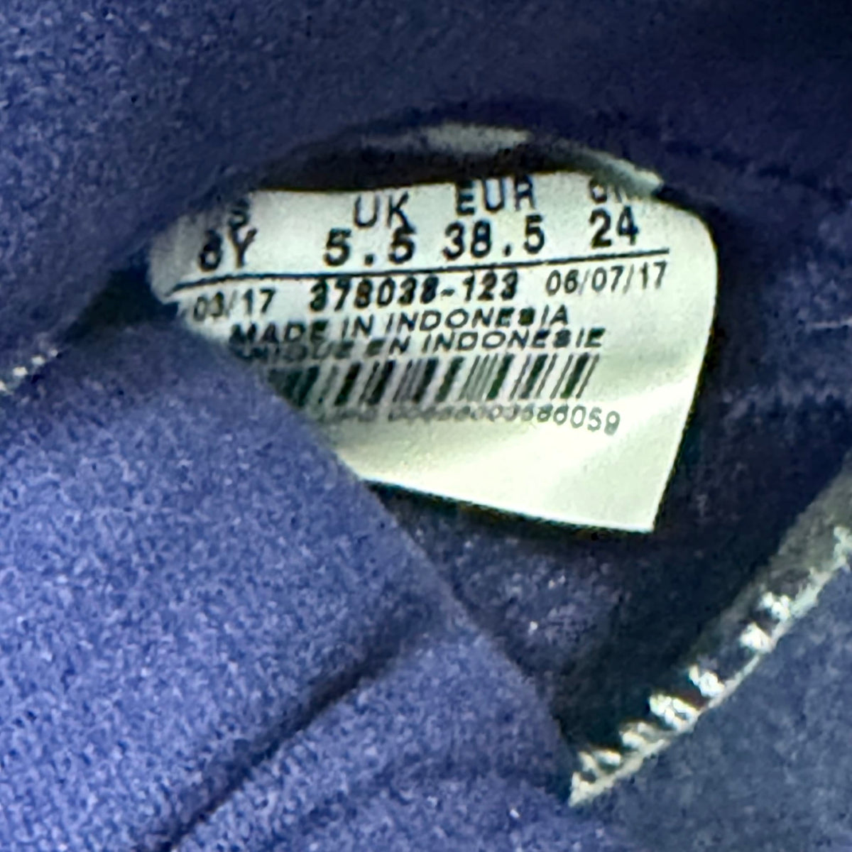 Jordan 11 Retro UNC Win Like 82 (used no box)
