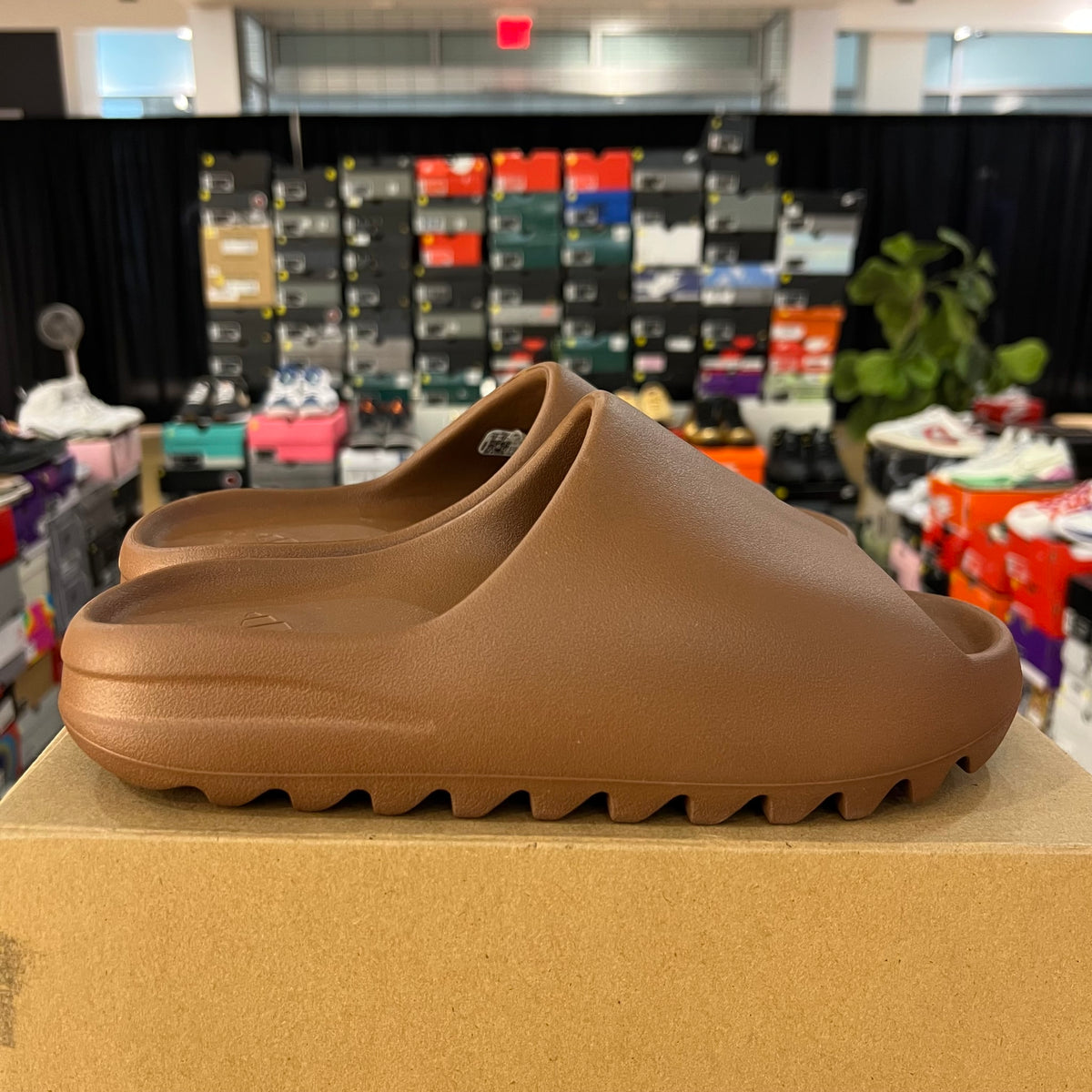 adidas Yeezy Slide Flax used
