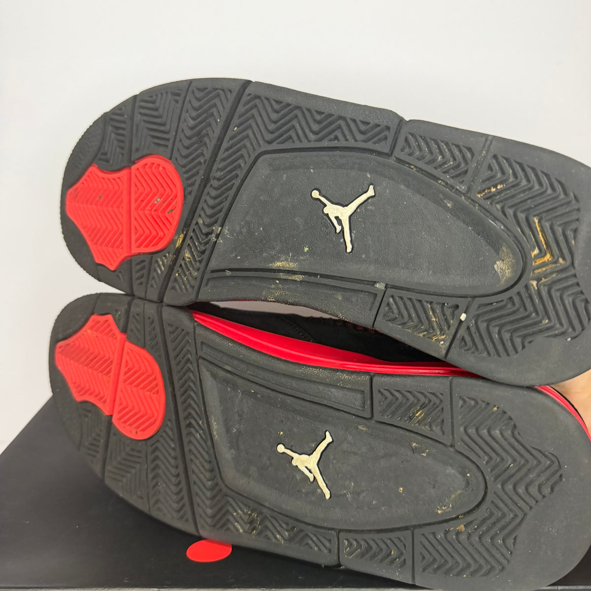 Jordan 4 Retro Red Thunder (Used)