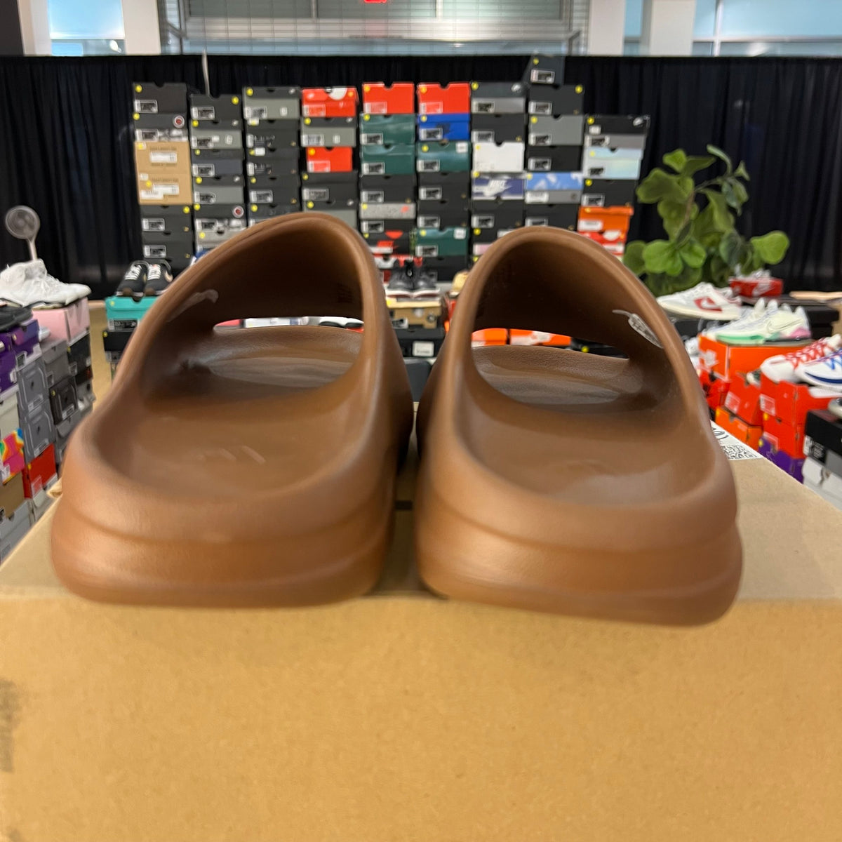 adidas Yeezy Slide Flax used