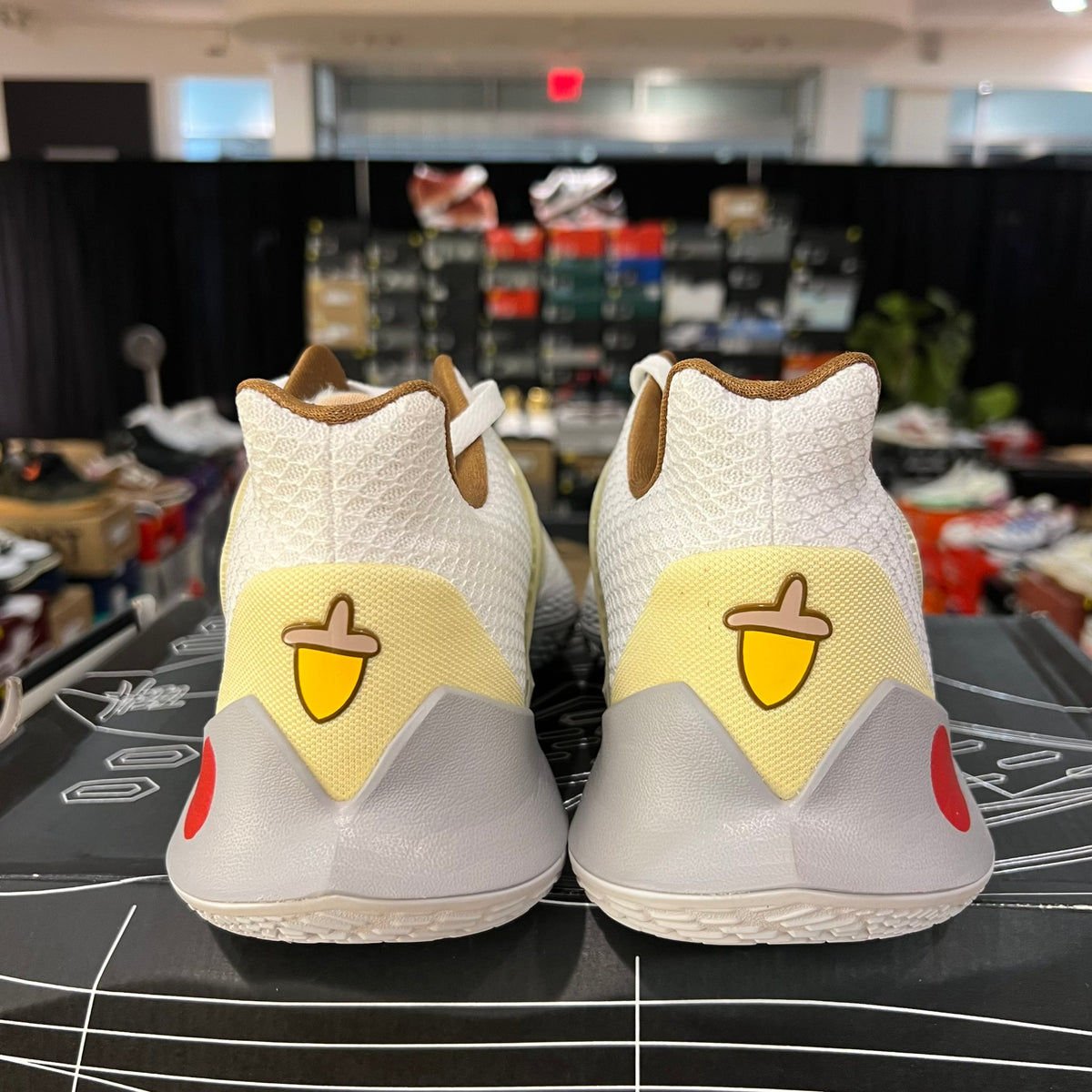 Nike Kyrie 2 Low Spongebob Sandy Cheeks used yellowing 