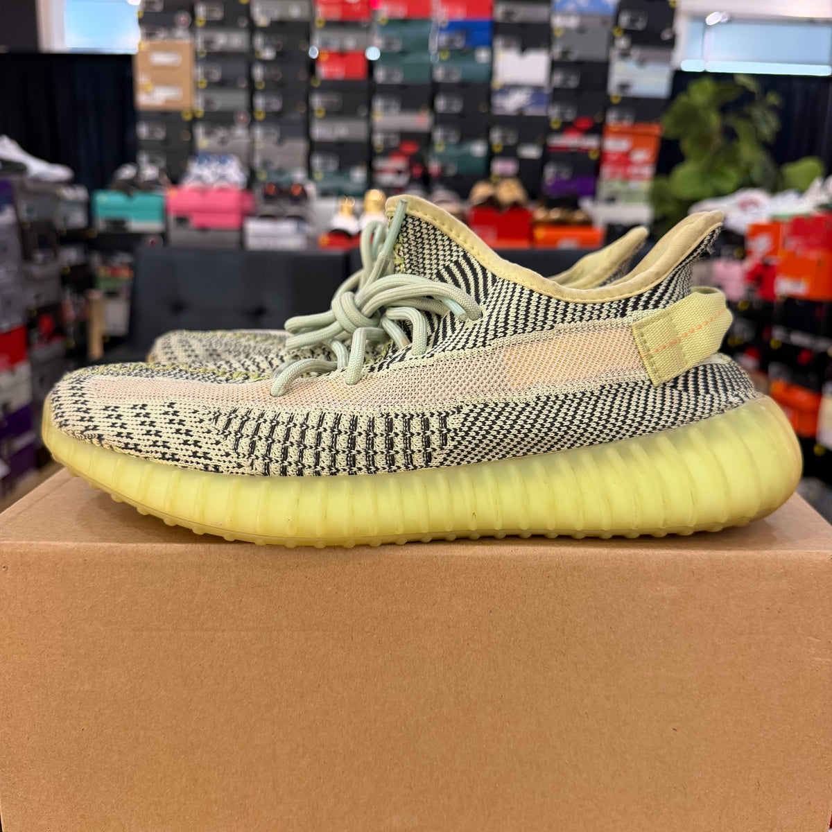 adidas Yeezy Boost 350 V2 Yeezreel (Non-Reflective) USED