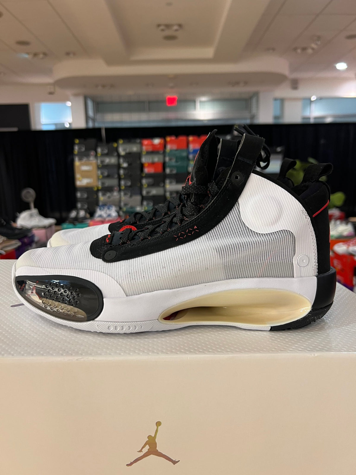 Jordan XXXIV White Black Red used