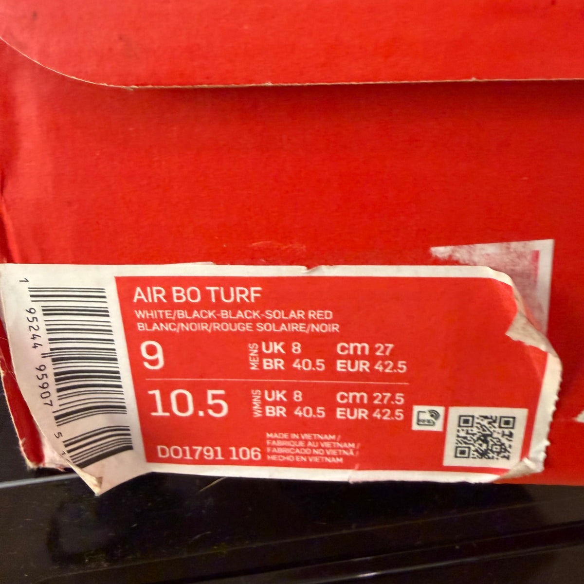 Nike Air Bo Turf White Solar Red (used, VNDS)
