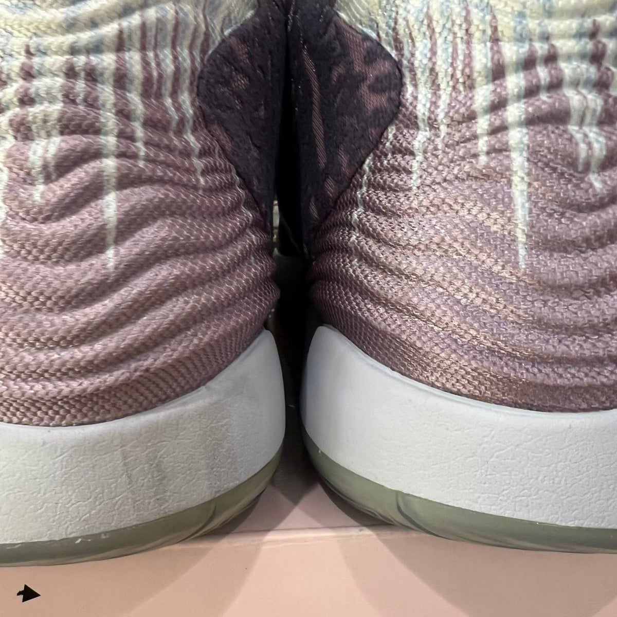 Nike KD 14 Valentine's Day used