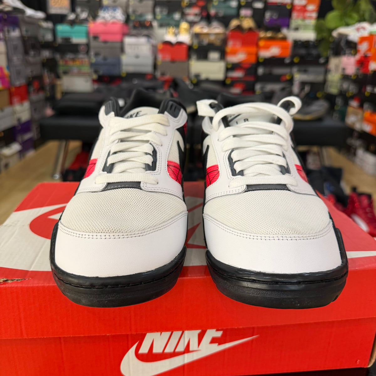 Nike Air Bo Turf White Solar Red (used, VNDS)