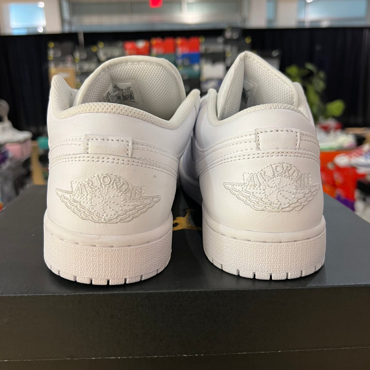 Jordan 1 Low Triple White used
